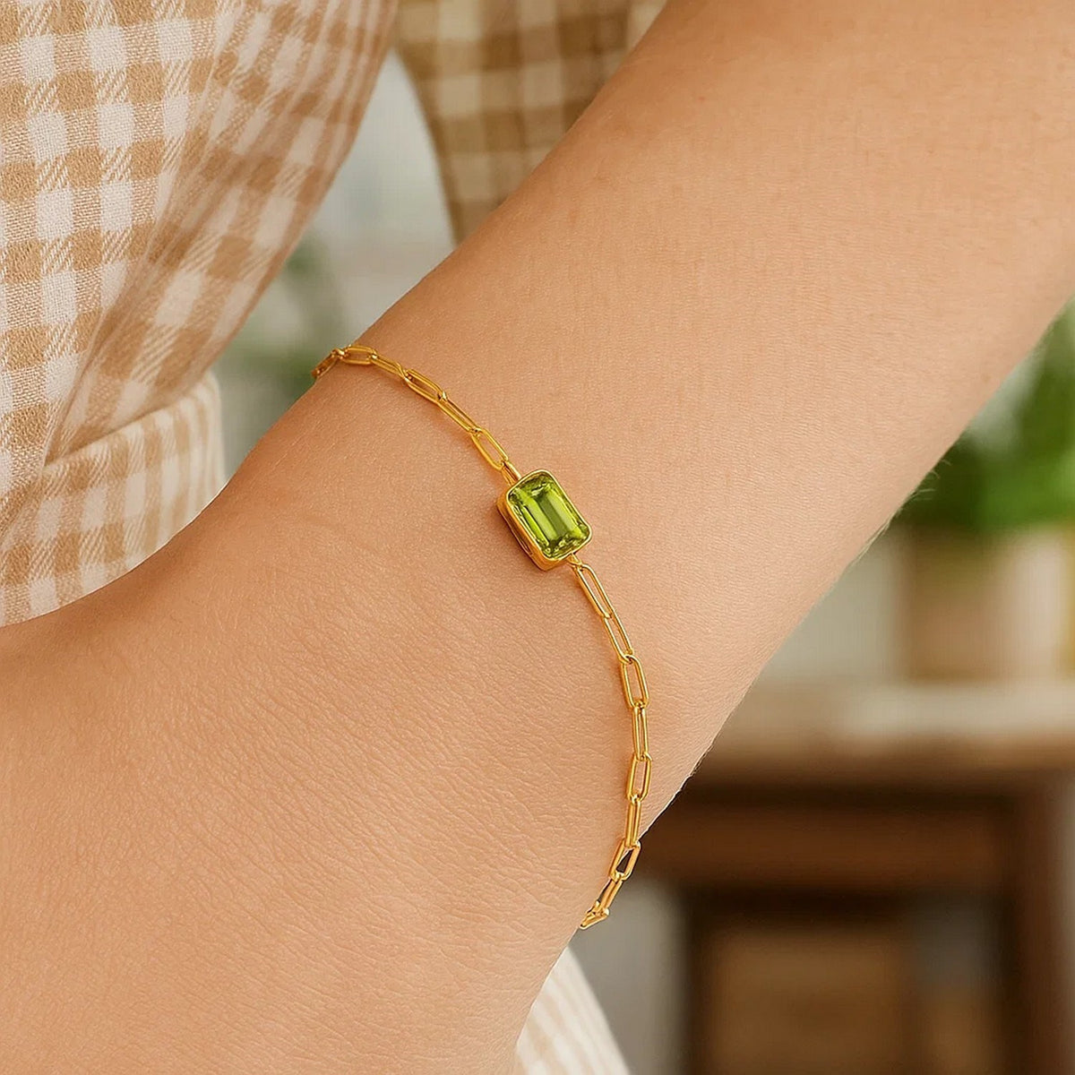 14K Yellow Gold Peridot Paperclip Bracelet (1.50 mm)