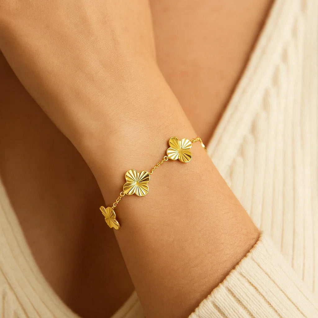 14K Yellow Gold Clover Bracelet