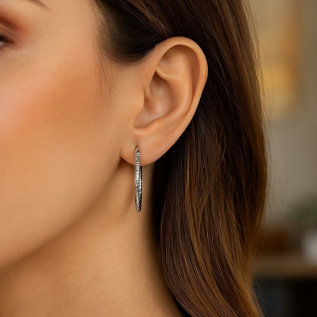 14k White Gold Tube Textured Round Hoop Earrings(1.5x25mm)