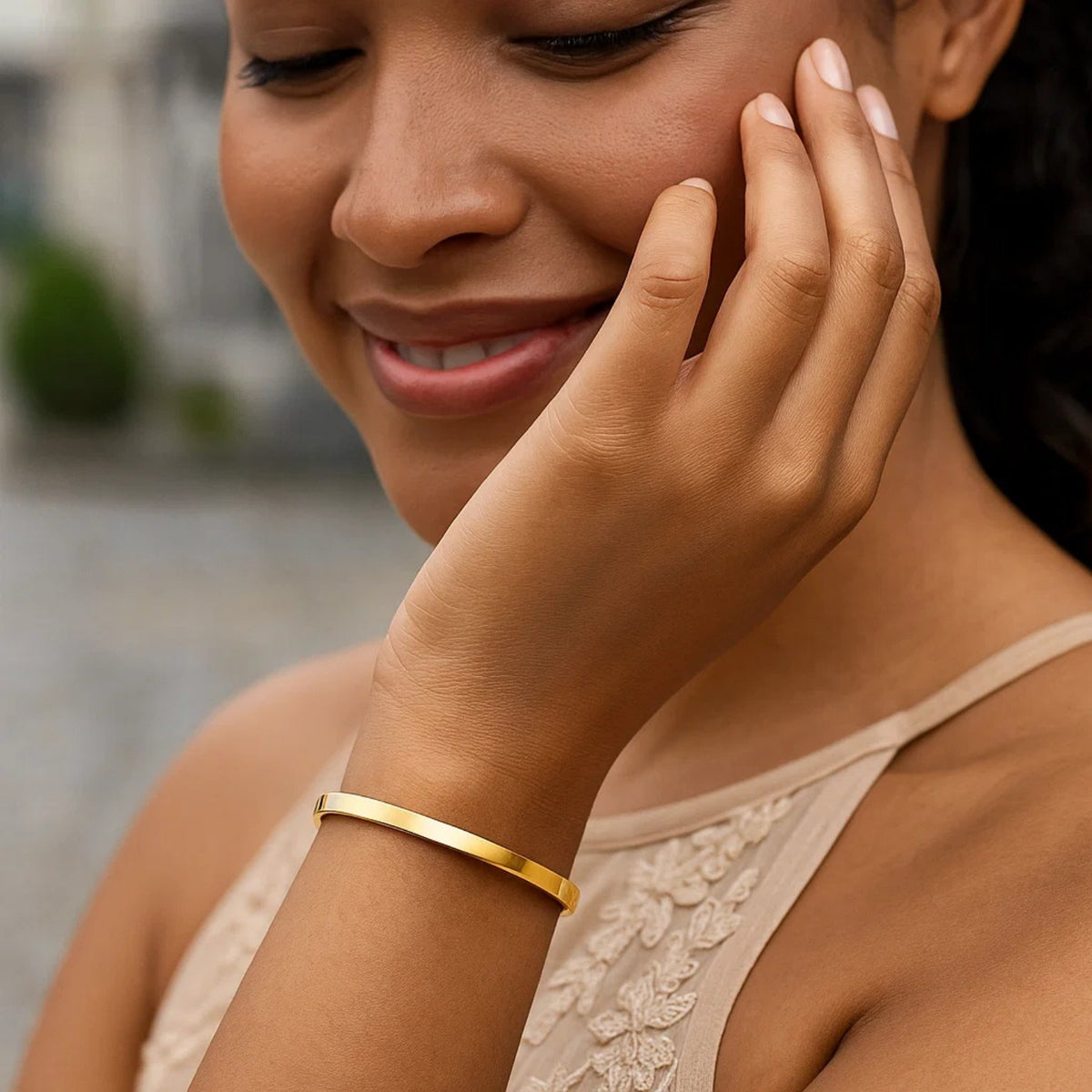14K Yellow Gold Classic Bangle (4.00 mm)