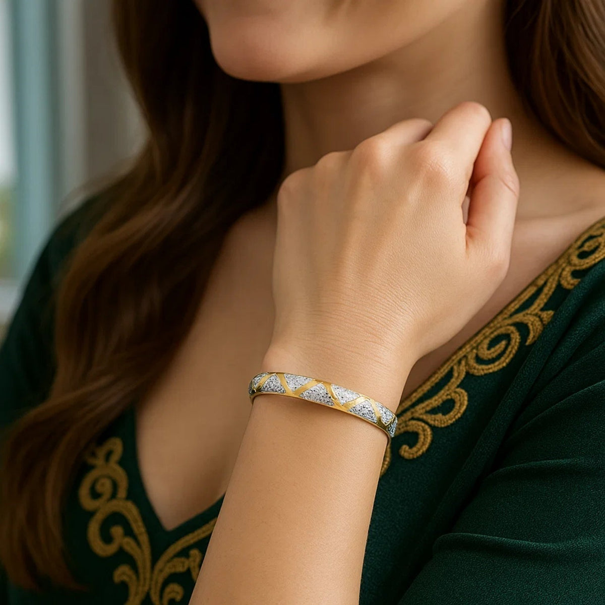 10k Two-Tone Gold Textured Zigzag Style Bangle (6.00 mm)